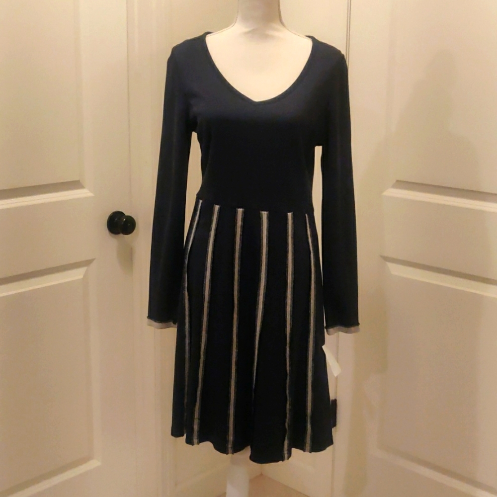New! Y2K Saopaulo V neck long sleeves grayish dress Winter Warm Pleated Illusion